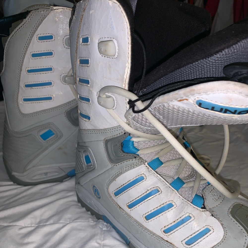 K2Snowboarding Womens Boot Snowboard White Blue